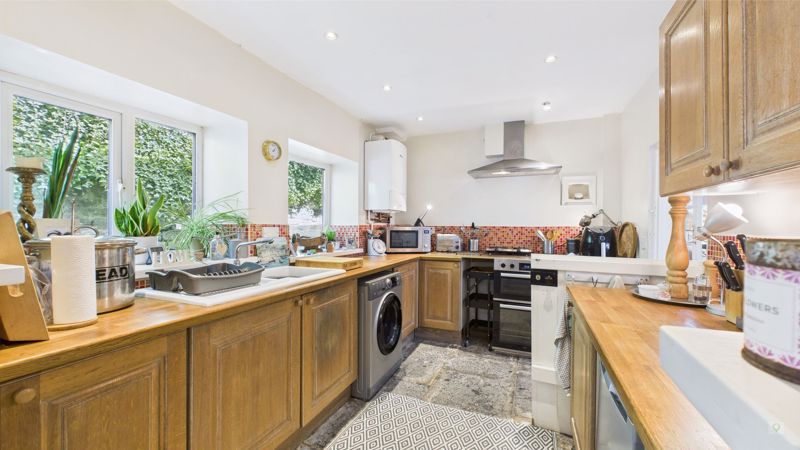 4 bed cottage for sale in Palmer Street, South Petherton 3