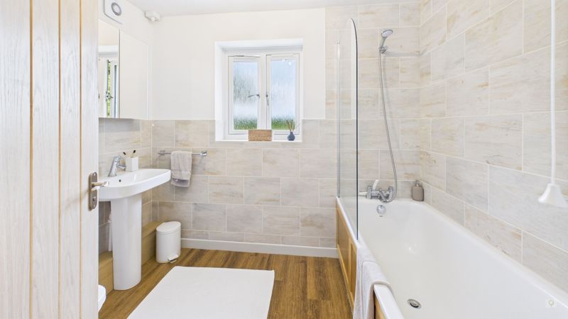 3 bed bungalow for sale in Hawthorn Hill, East Lambrook  - Property Image 13