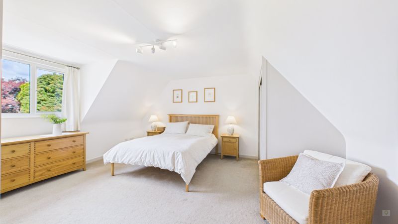 3 bed bungalow for sale in Hawthorn Hill, East Lambrook 6