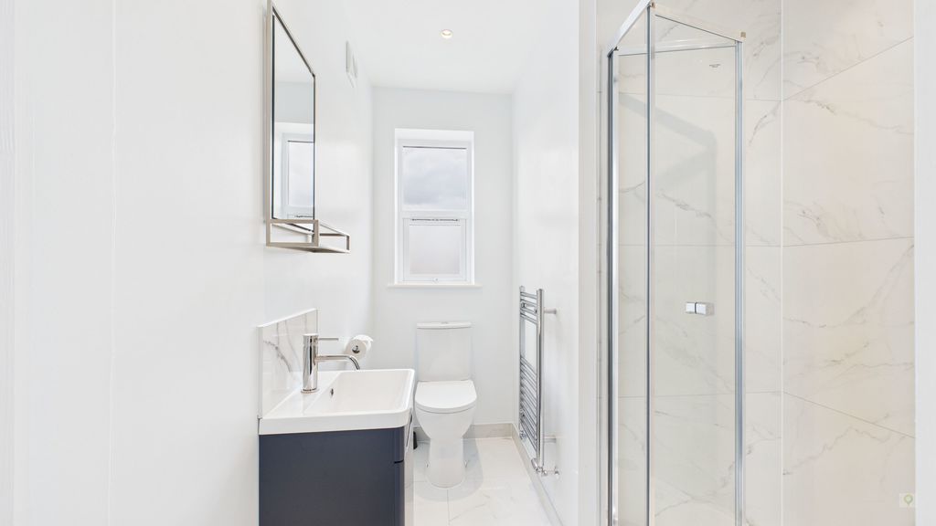 1 bed to rent in Sherborne Road, Yeovil  - Property Image 3