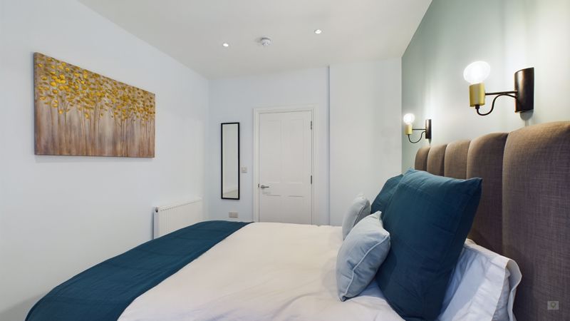 1 bed to rent in Sherborne Road, Yeovil 2