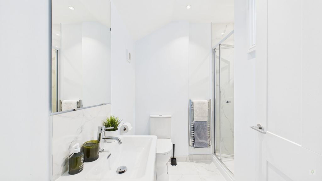 1 bed to rent in Sherborne Road, Yeovil  - Property Image 2