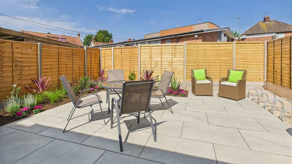 1 bed to rent in Sherborne Road, Yeovil 6