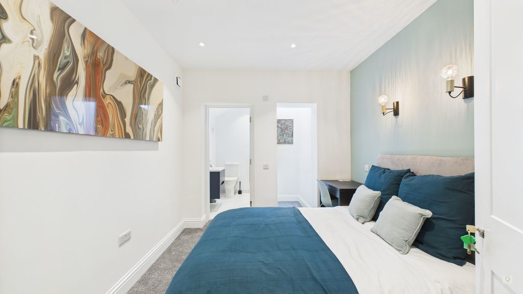 1 bed to rent in Sherborne Road, Yeovil - Property Image 1