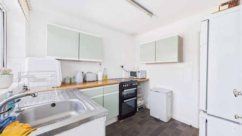 1 bed bungalow to rent in Summer Shard, South Petherton  - Property Image 5