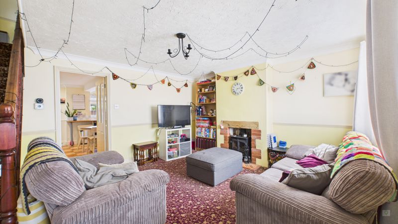 3 bed house for sale in Pitway, South Petherton  - Property Image 2