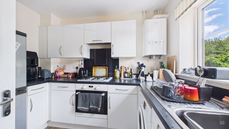 2 bed house for sale in Quarry Piece Drive, South Petherton  - Property Image 2