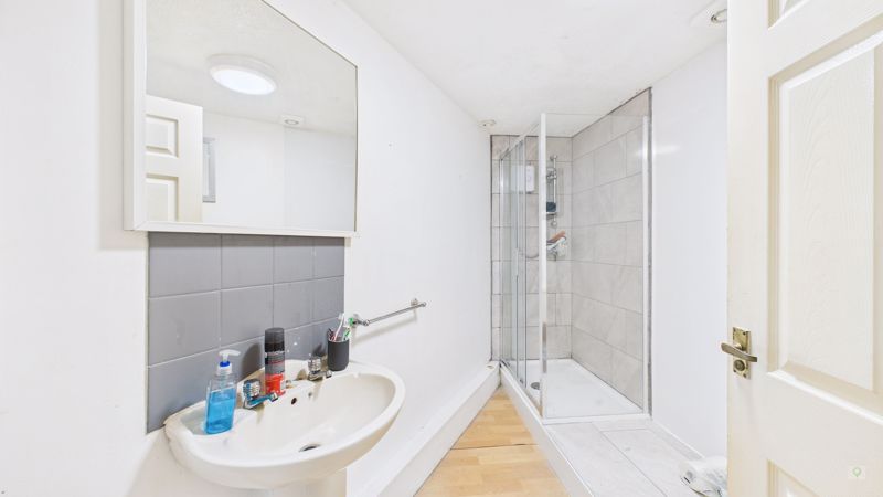 1 bed for sale in St. James Street, South Petherton 11