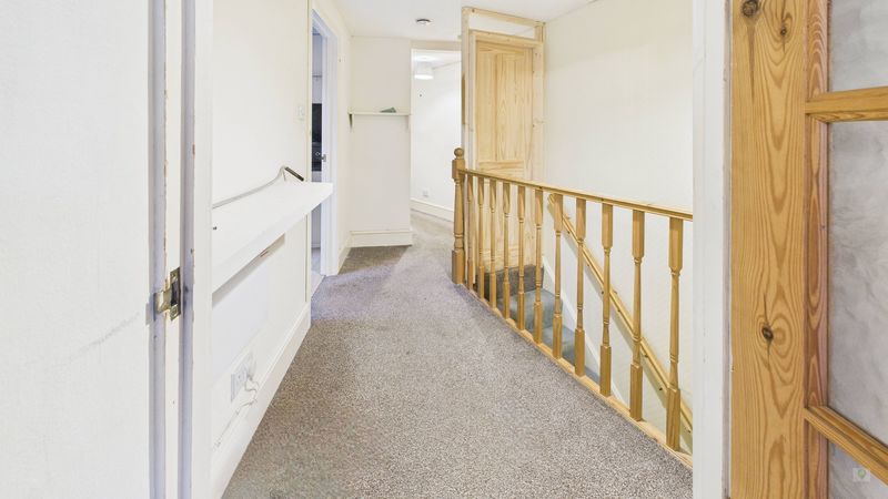 1 bed for sale in St. James Street, South Petherton  - Property Image 11