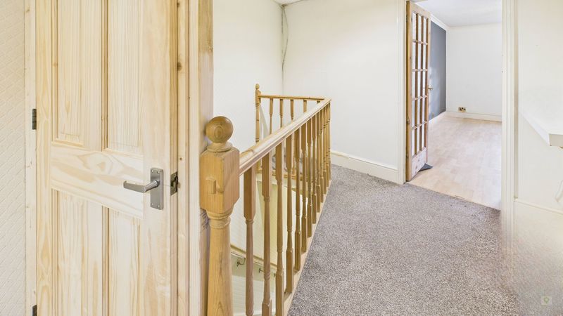 1 bed for sale in St. James Street, South Petherton  - Property Image 6