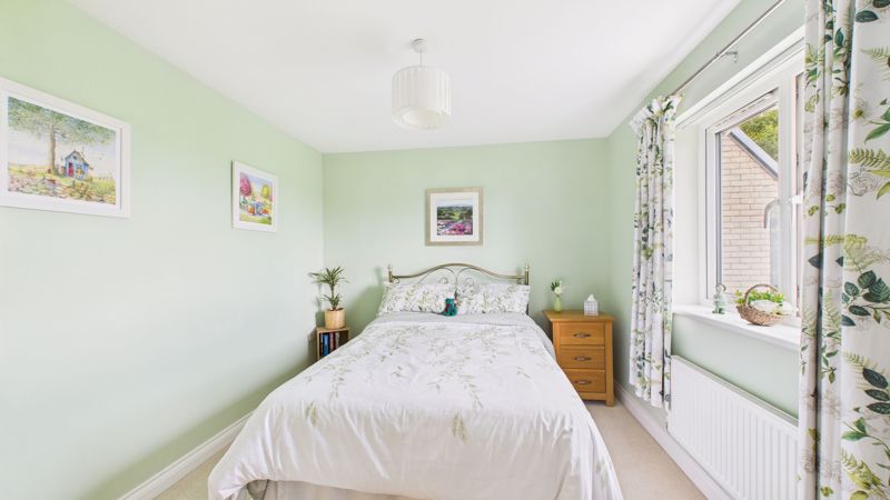 3 bed house for sale in Monarch Road, Crewkerne 6