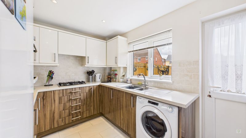 3 bed house for sale in Monarch Road, Crewkerne 11