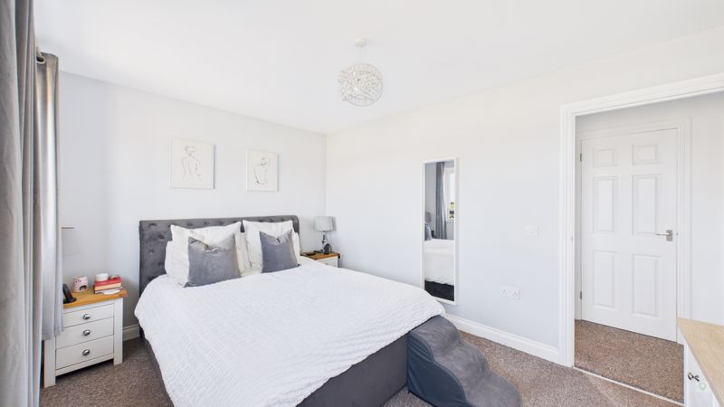 2 bed house for sale in Monarch Road, Crewkerne 4