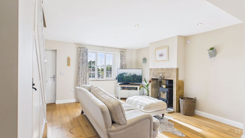 3 bed house for sale in Ham Hill, Stoke-Sub-Hamdon  - Property Image 10
