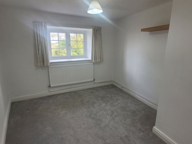 2 bed cottage for sale in Snails Hill, Crewkerne 11