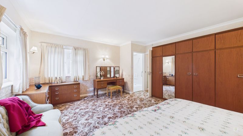 4 bed bungalow for sale in Nash Lane, Yeovil 22