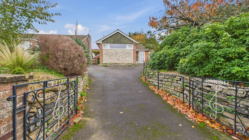 4 bed bungalow for sale in Nash Lane, Yeovil  - Property Image 10