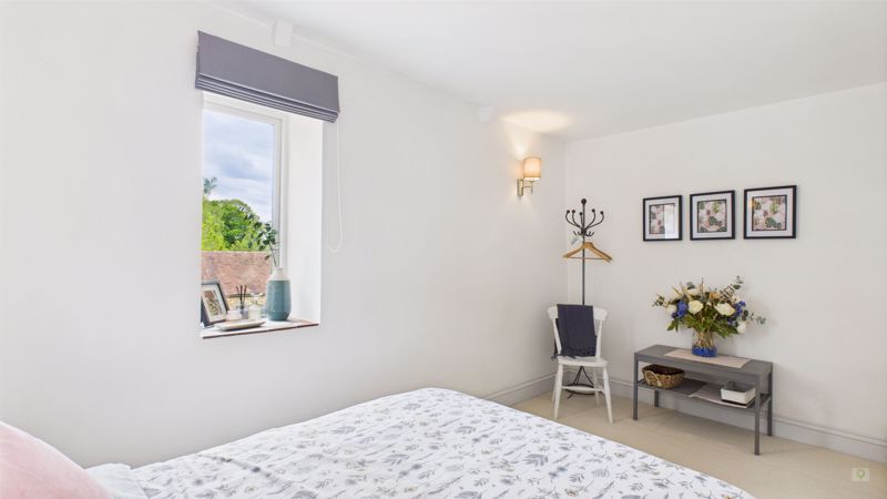 4 bed barn for sale, Yeabridge 19