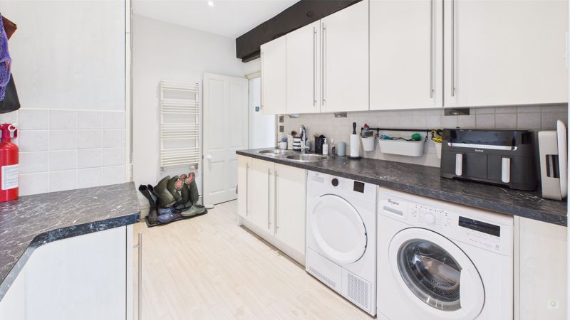 4 bed barn for sale, Yeabridge 10