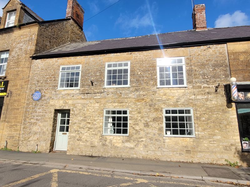 3 bed house for sale in St. James Street, South Petherton  - Property Image 1