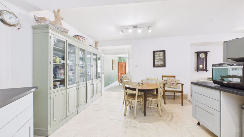 3 bed house for sale in St. James Street, South Petherton 3
