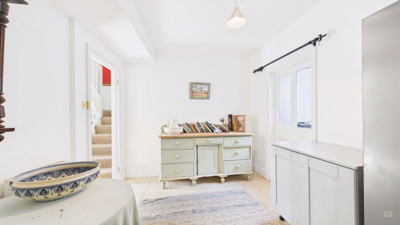3 bed house for sale in St. James Street, South Petherton 11