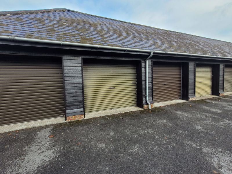 3 bed for sale in Hayes End Manor, South Petherton 24