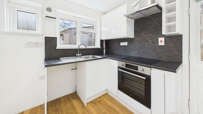 3 bed house for sale in Church Street, Shepton Beauchamp  - Property Image 4