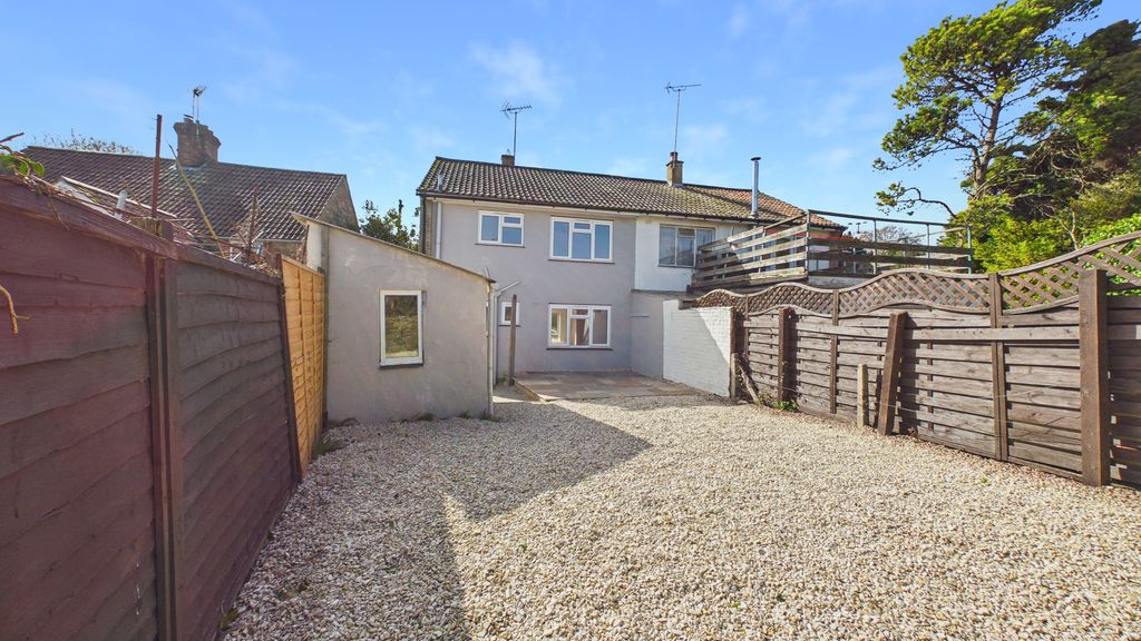 3 bed house for sale in Church Street, Shepton Beauchamp  - Property Image 11