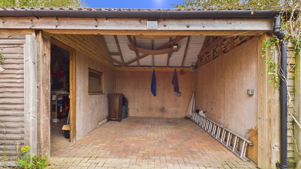 4 bed house for sale in Roundwell Street, South Petherton 28