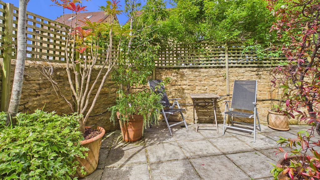 4 bed house for sale in Roundwell Street, South Petherton  - Property Image 8