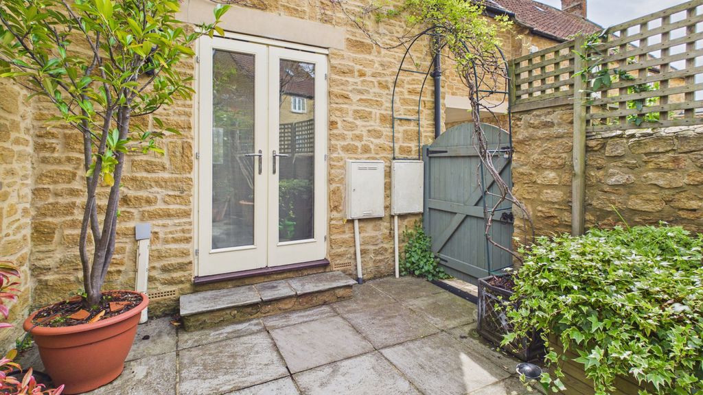 4 bed house for sale in Roundwell Street, South Petherton 26