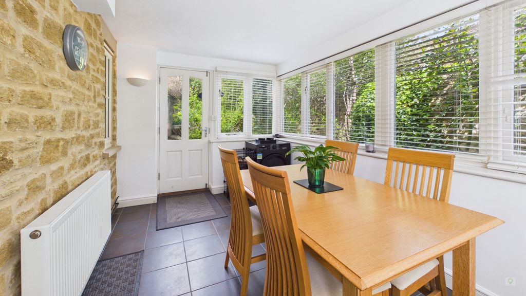 4 bed house for sale in Roundwell Street, South Petherton 18