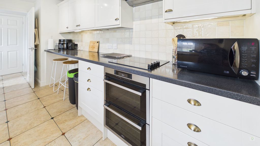 4 bed house for sale in Roundwell Street, South Petherton 16