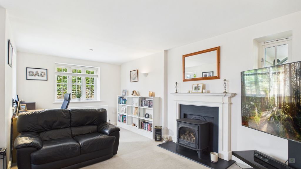 4 bed house for sale in Roundwell Street, South Petherton  - Property Image 12