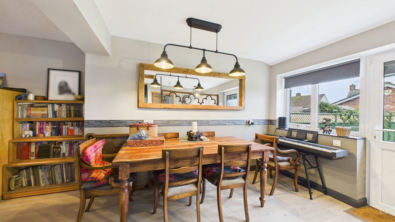 3 bed house for sale in West Street, South Petherton  - Property Image 4