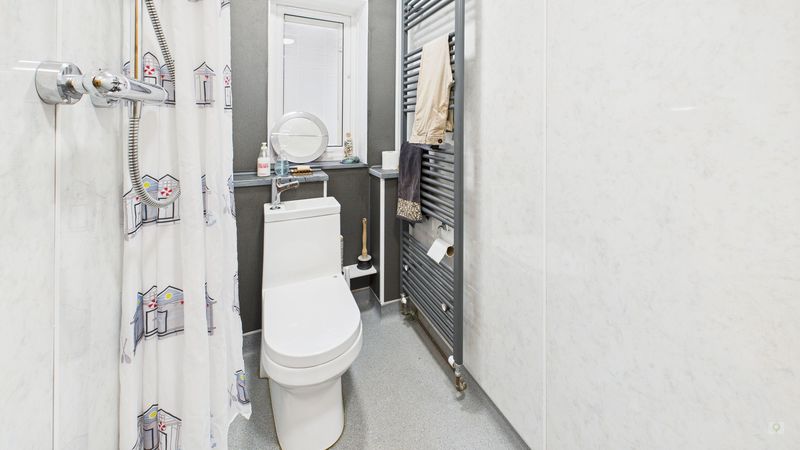 3 bed house for sale in West Street, South Petherton 11