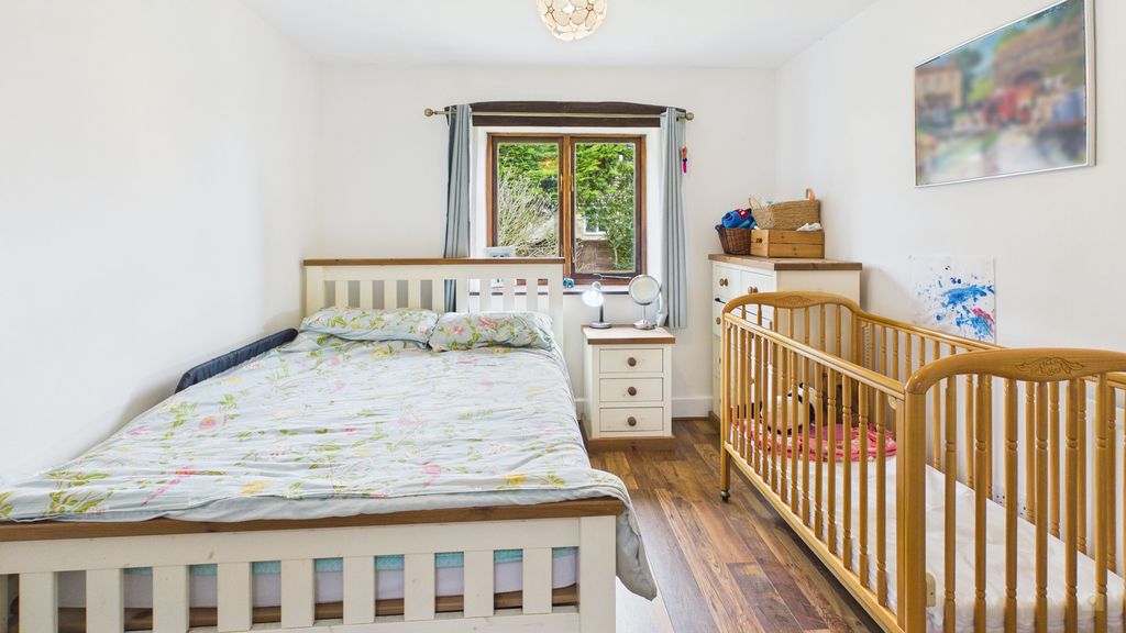 4 bed barn for sale in Back Lane, Bower Hinton  - Property Image 18