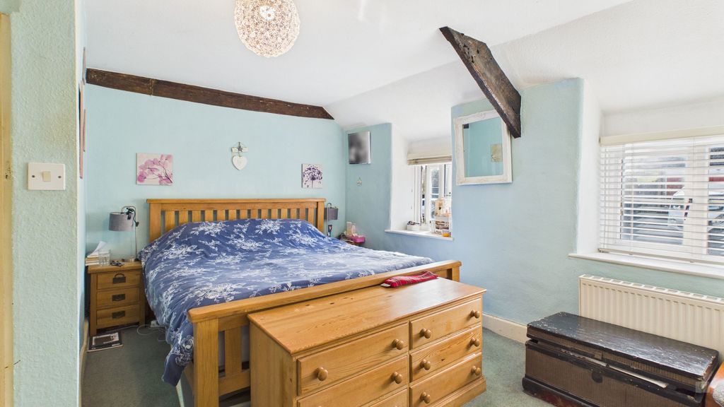 3 bed house for sale in Claycastle, Crewkerne 12