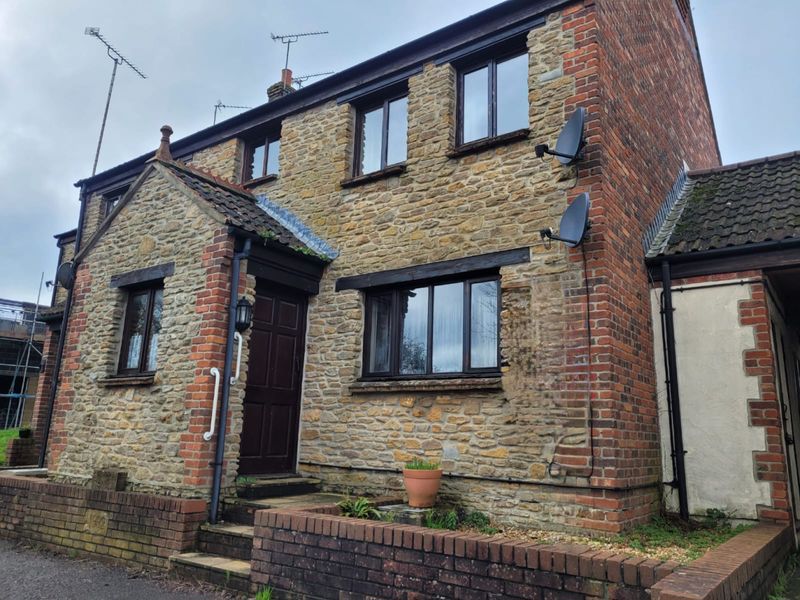 1 bed for sale in Hoopers Lane, Yeovil  - Property Image 1