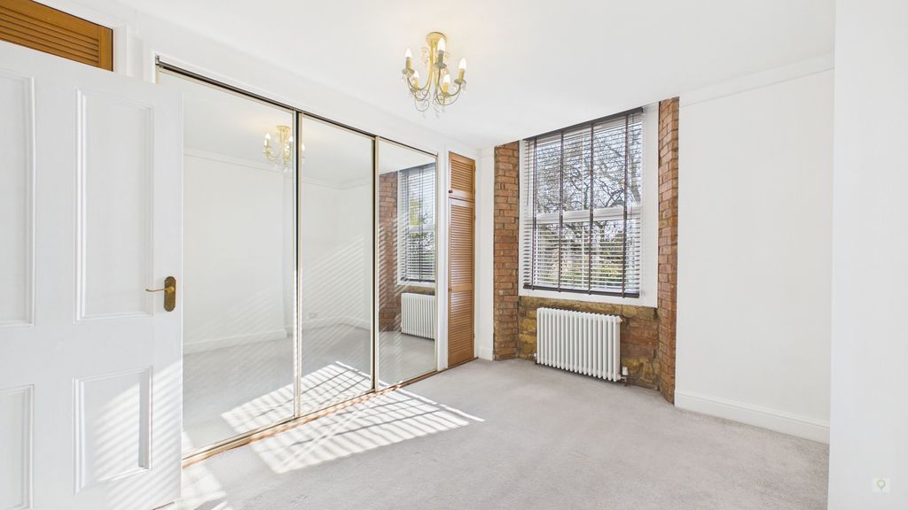 1 bed to rent in Water Street, Martock  - Property Image 6