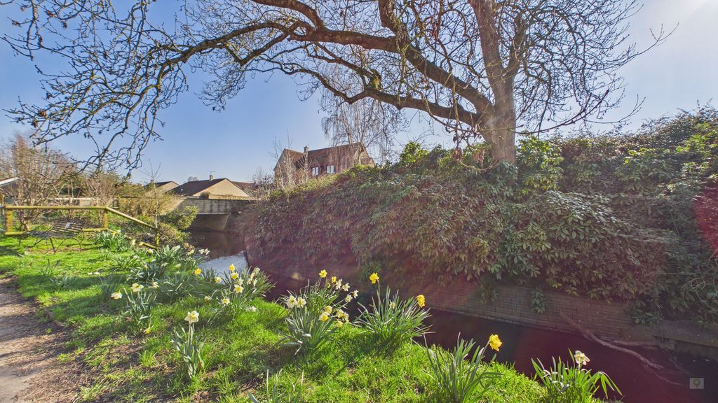 1 bed to rent in Water Street, Martock  - Property Image 8