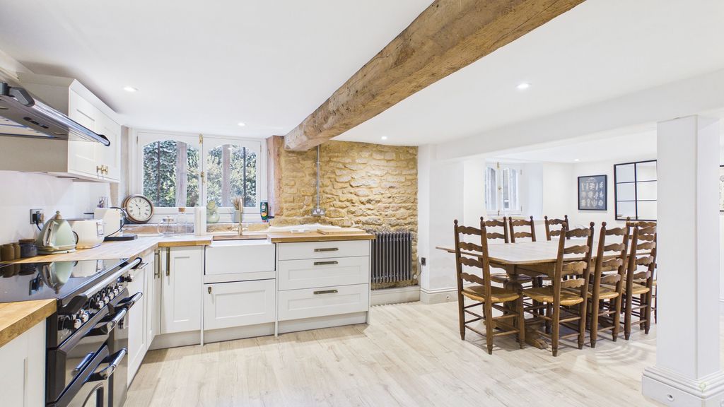 4 bed house for sale in North Street, Stoke-Sub-Hamdon  - Property Image 5