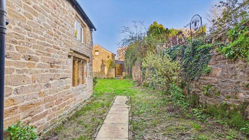 4 bed house for sale in North Street, Stoke-Sub-Hamdon 23