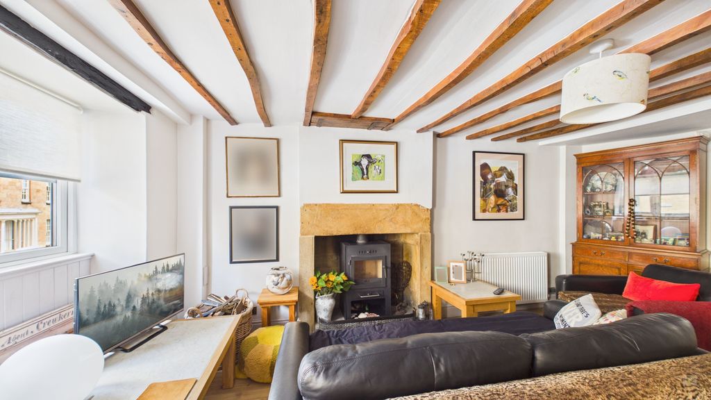 2 bed cottage for sale in St James Street, South Petherton  - Property Image 3