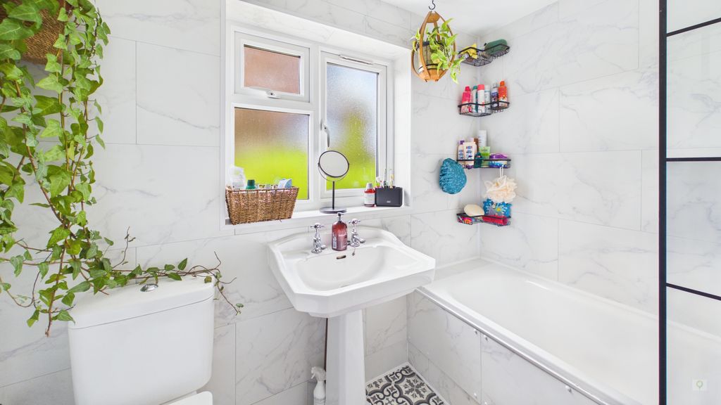 3 bed house for sale in Church Street, Merriott  - Property Image 9