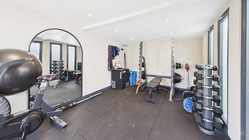 3 bed house for sale in Church Street, Merriott 9