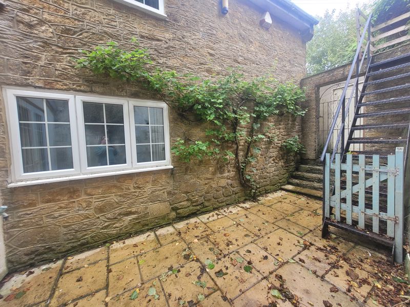 2 bed cottage to rent in Snails Hill, Crewkerne 6