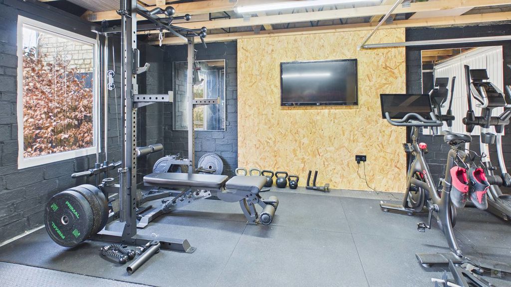 4 bed house for sale in Vartenham Close, Milborne Port  - Property Image 19