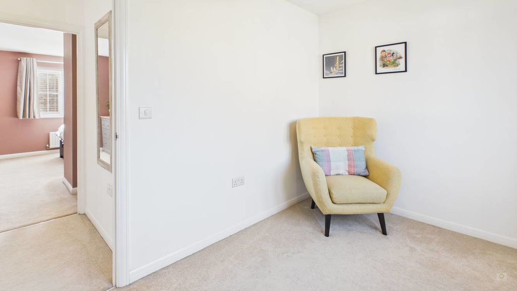 4 bed house for sale in Vartenham Close, Milborne Port  - Property Image 15